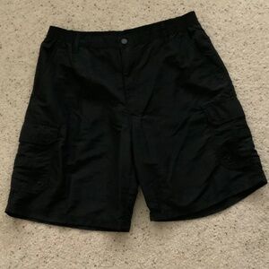 Northwest Territory Cargo Shorts, Men’s Large, 9 in L, Black